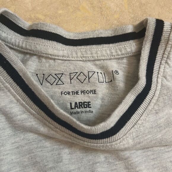 💙Men’s tee💙 - Picture 3 of 5